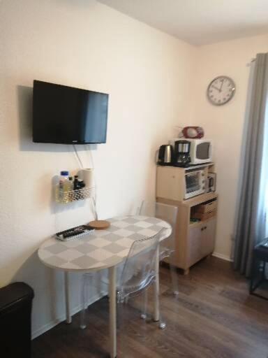 Studio Pour Curiste Lamalou-les-Bains Exterior foto